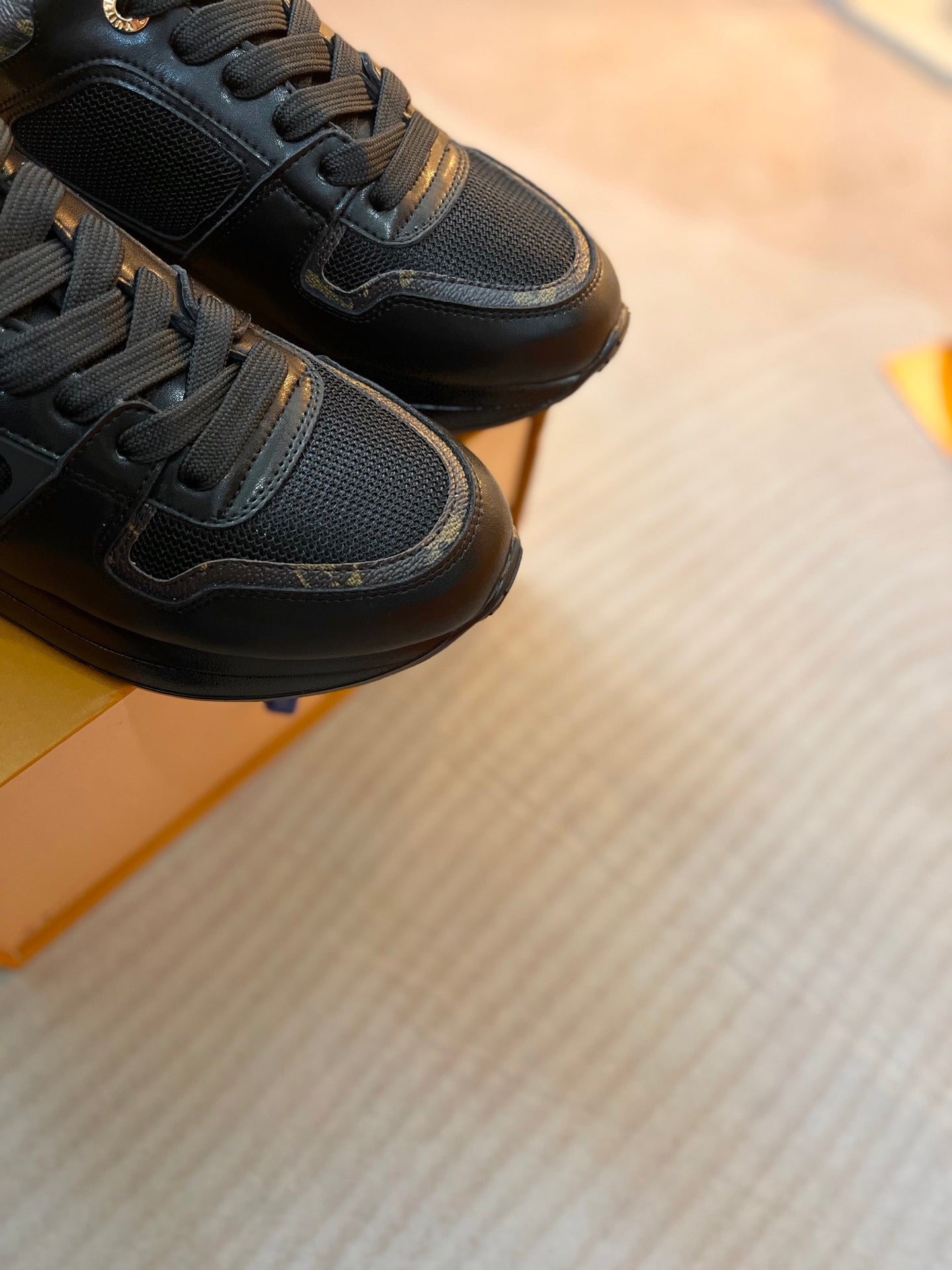 236PE59Z Popular high-quality leather Shoes