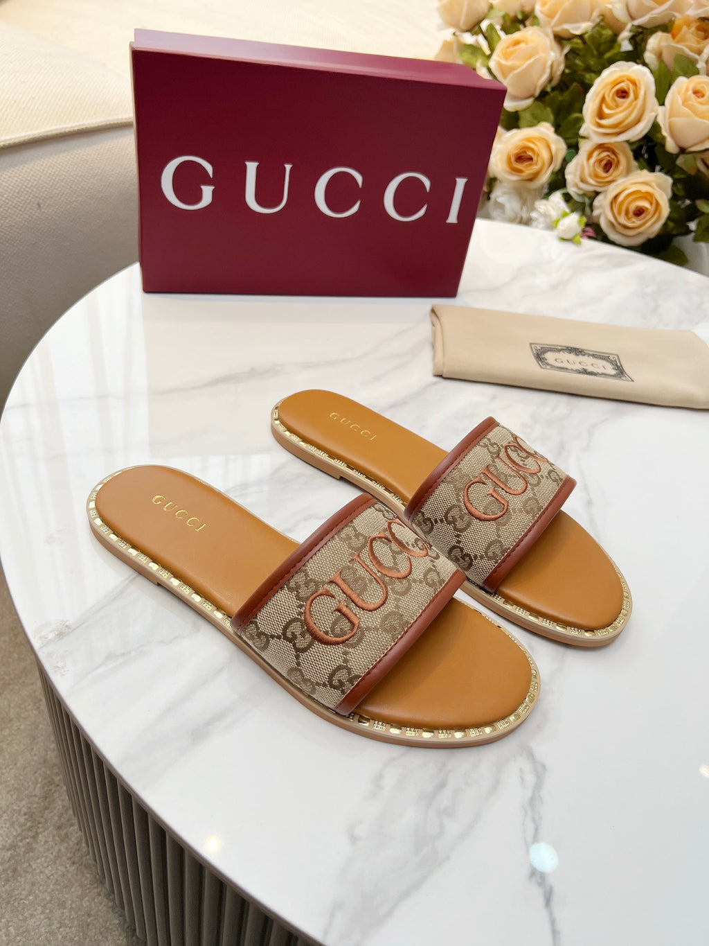 255QB29Z Popular Slippers