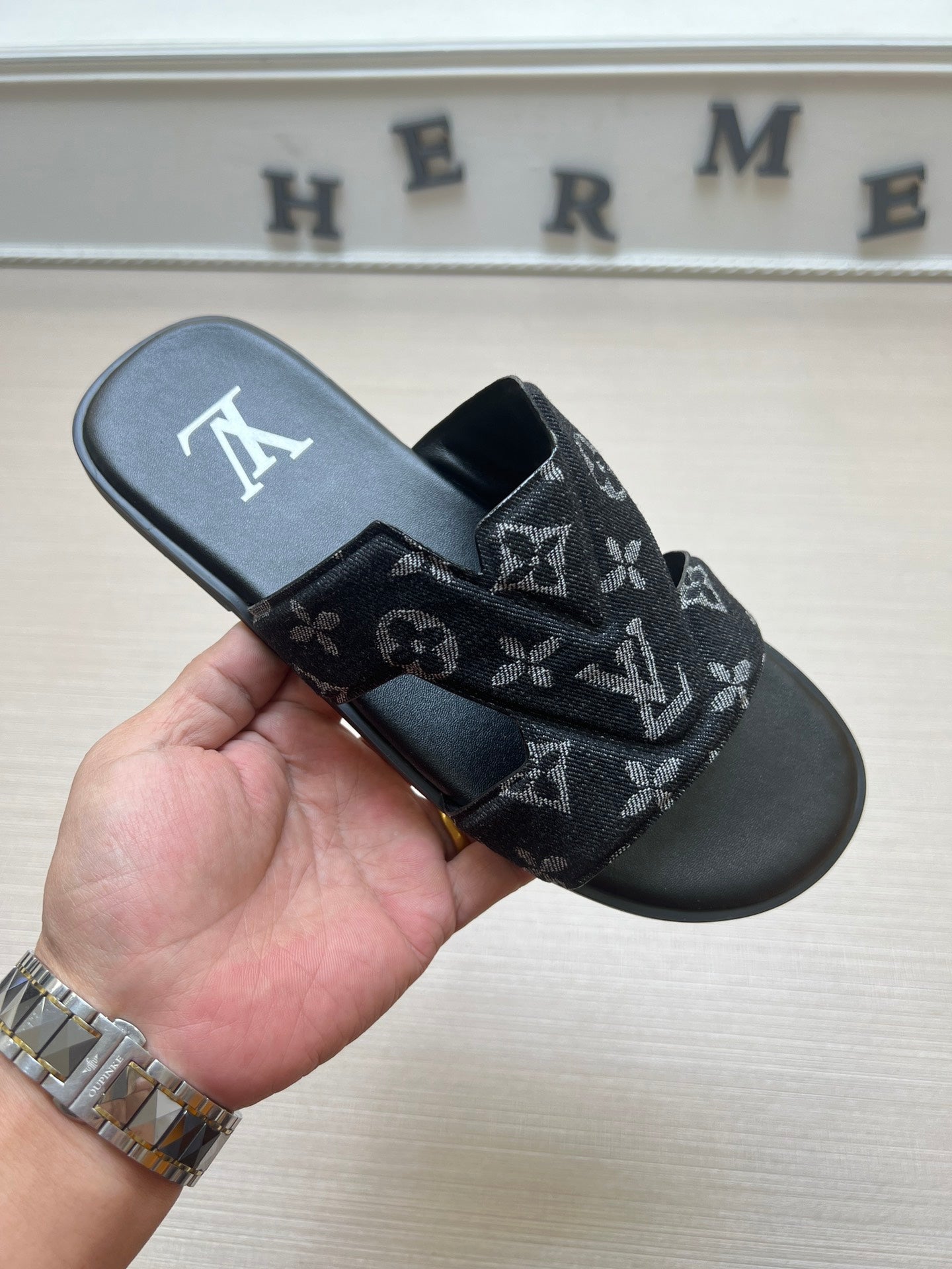 54E29Z Popular slippers