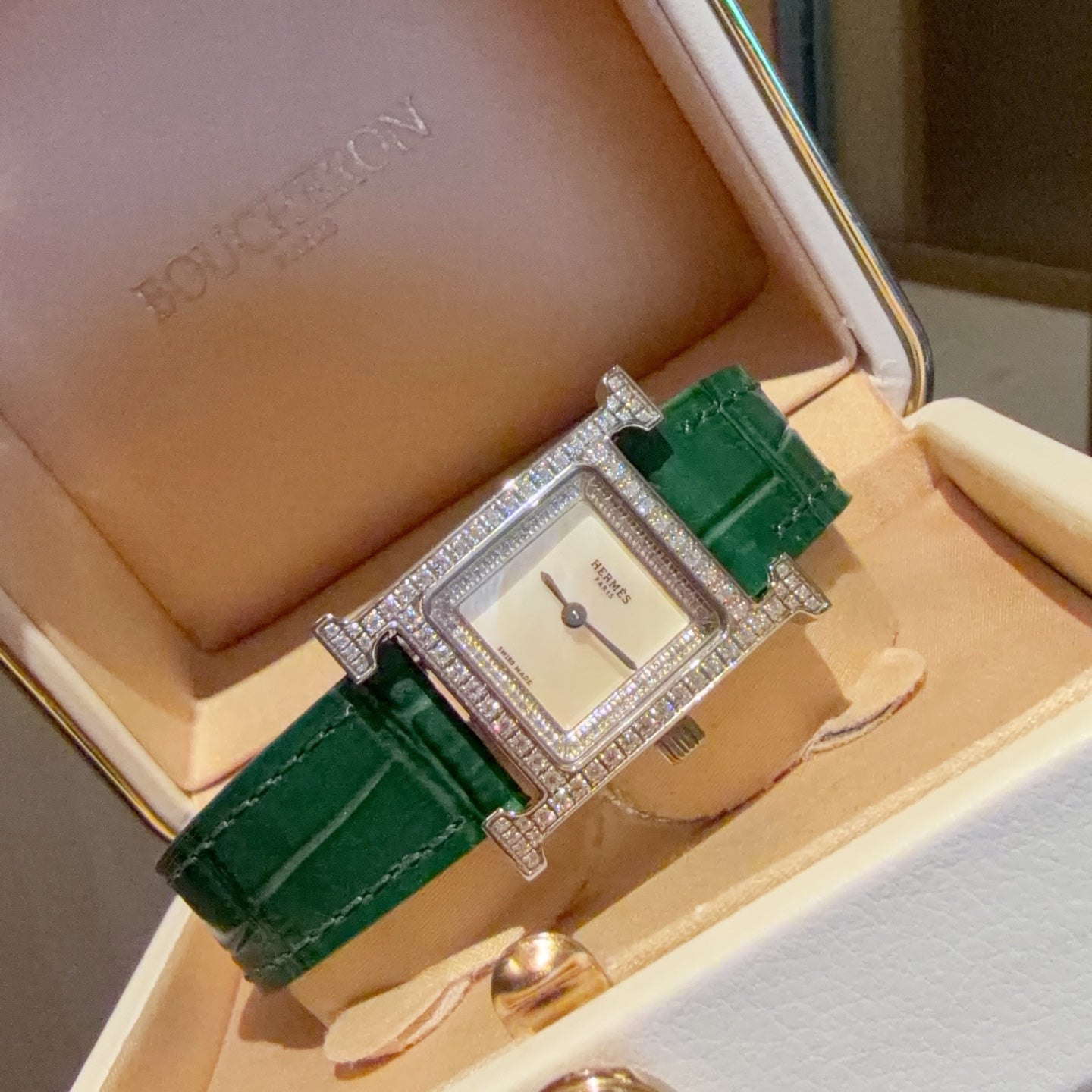 136RH69L Popular Watches
