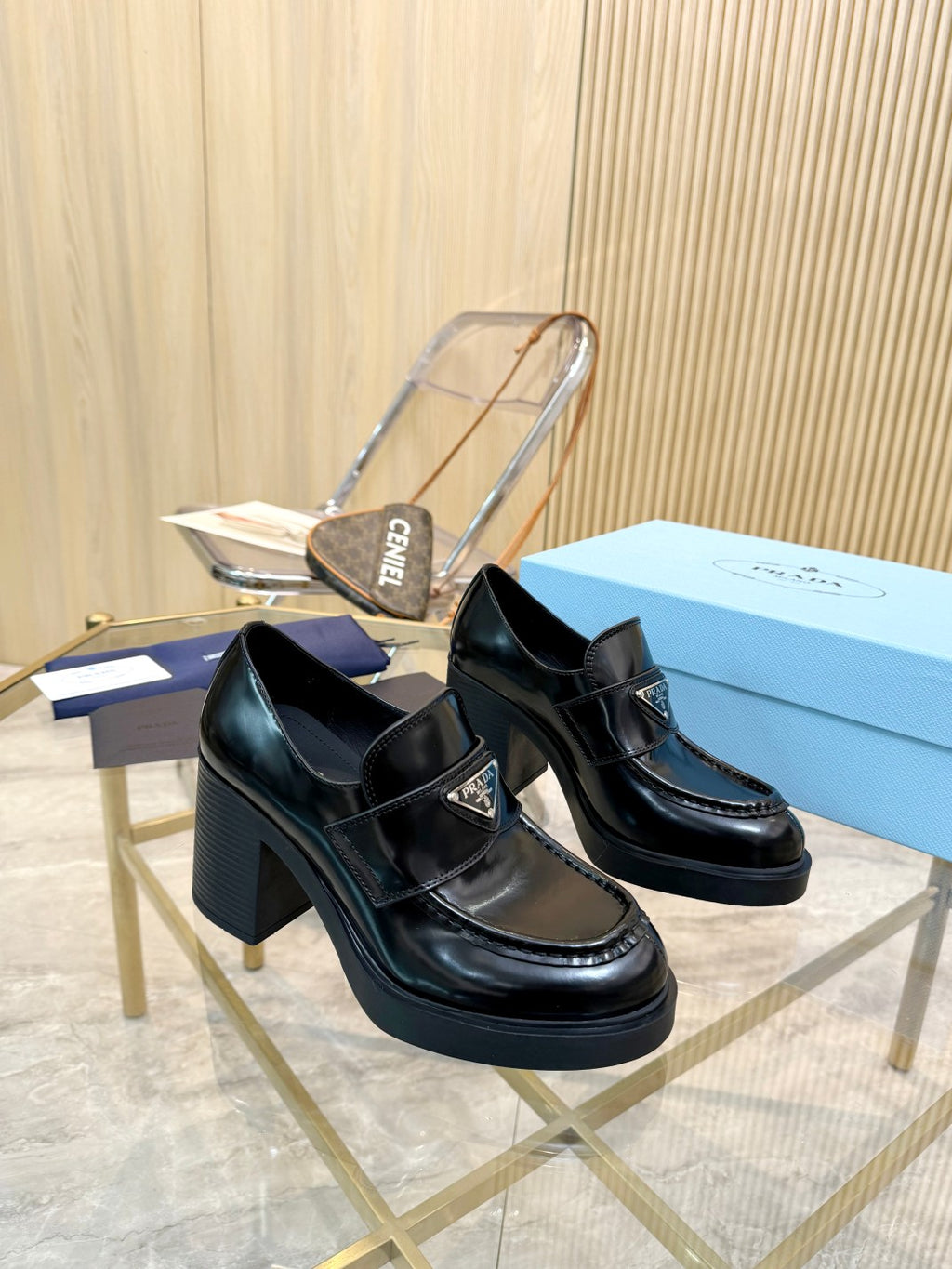 285ZPD63Z  Popular leather High heels