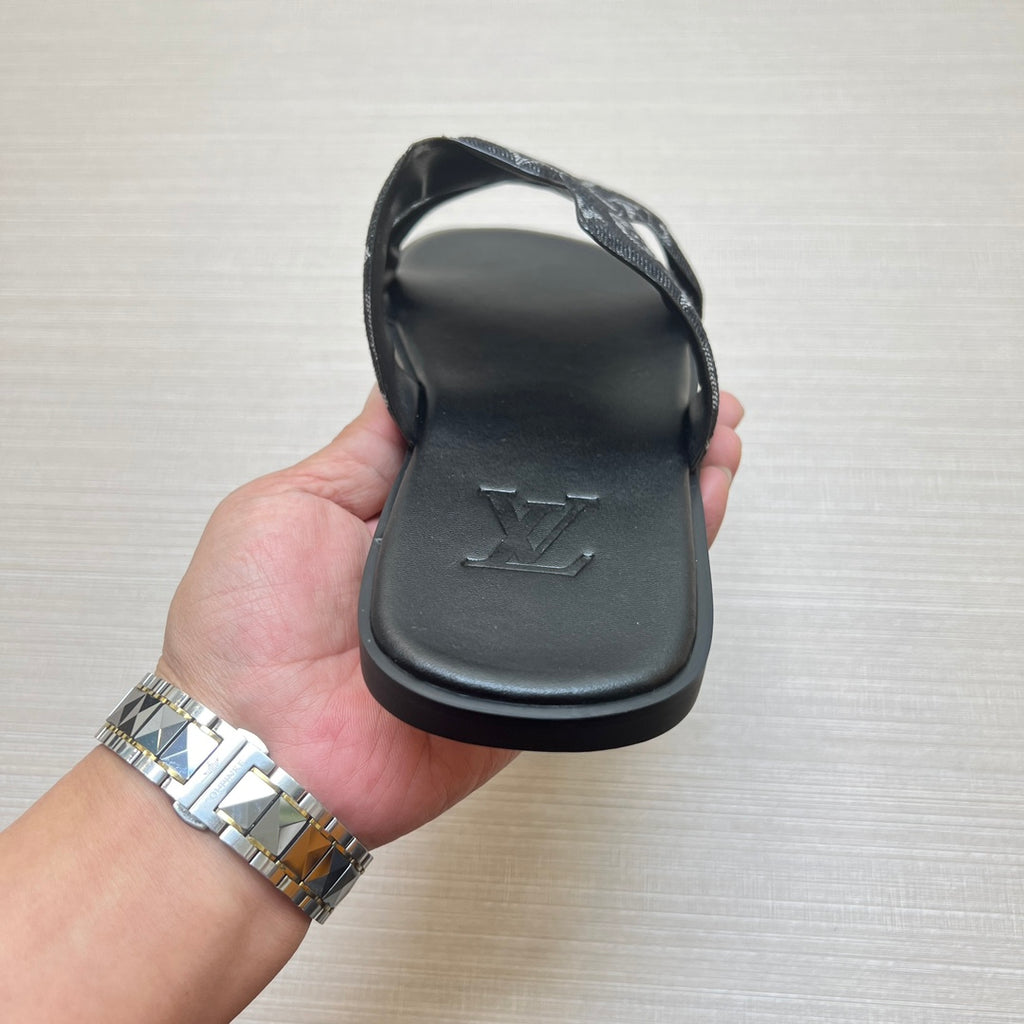 54E32Z Popular slippers