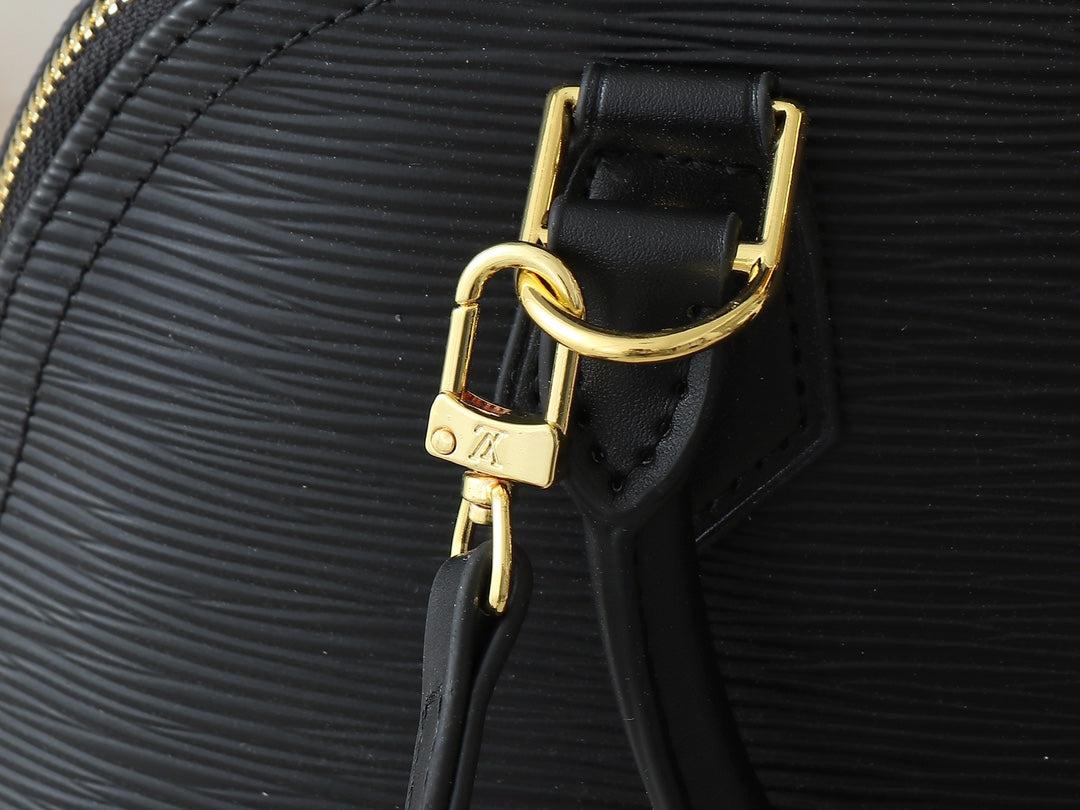 146PE103B Popular leather bag