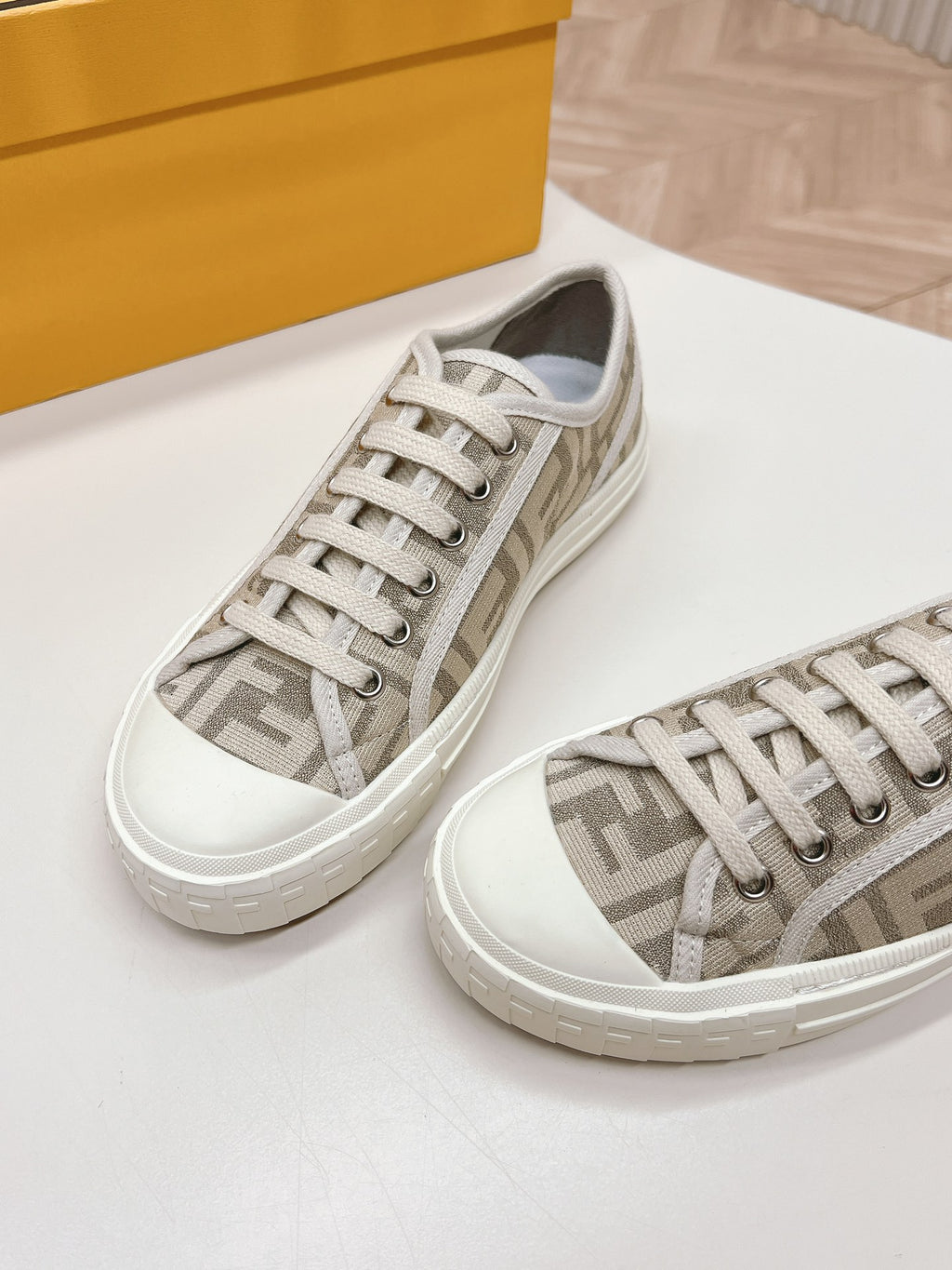2105QF423Z Popular high-quality Shoes
