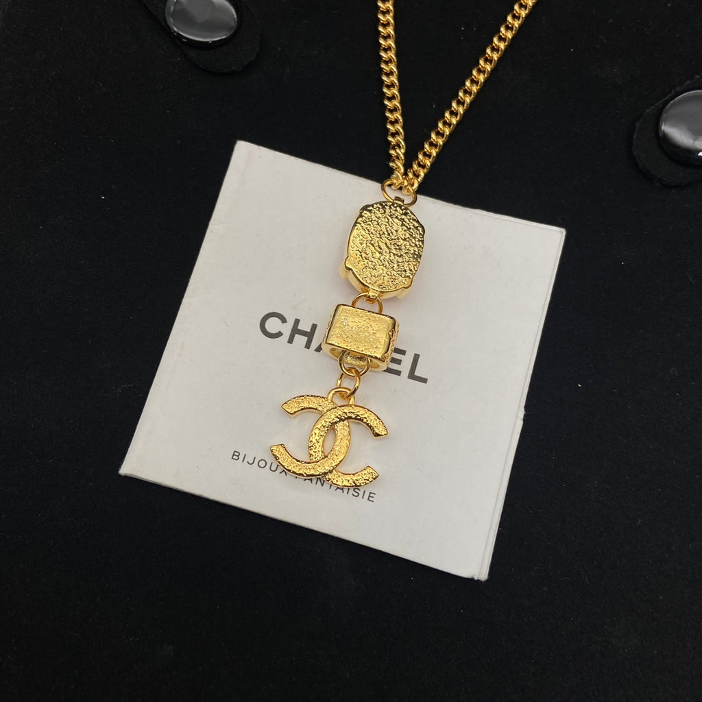 55QC221X Popular Necklace