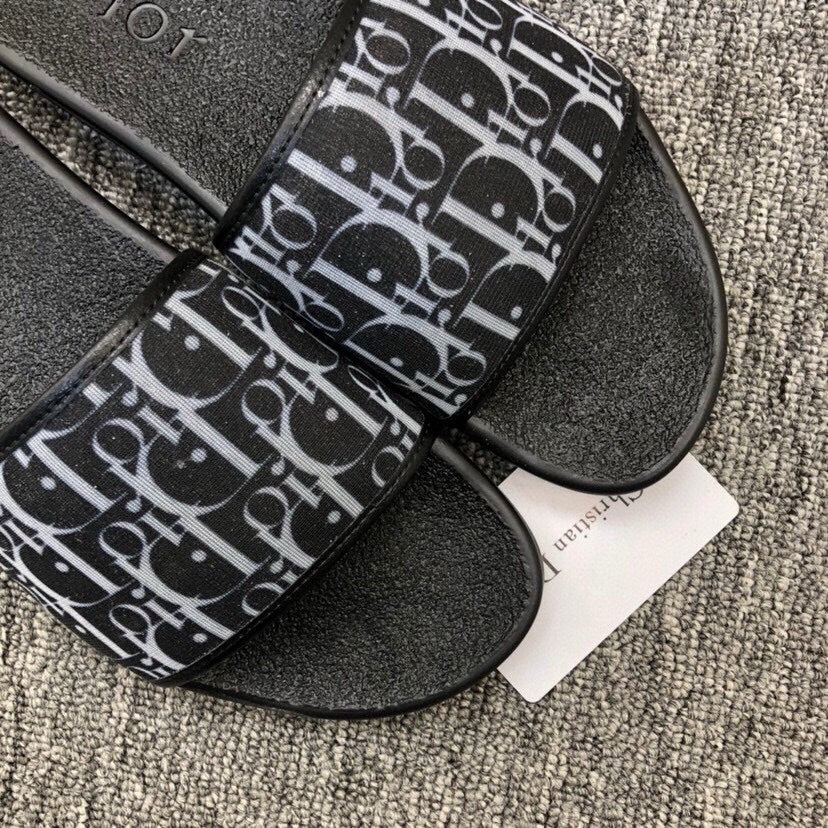 5LD215Z Popular Slippers