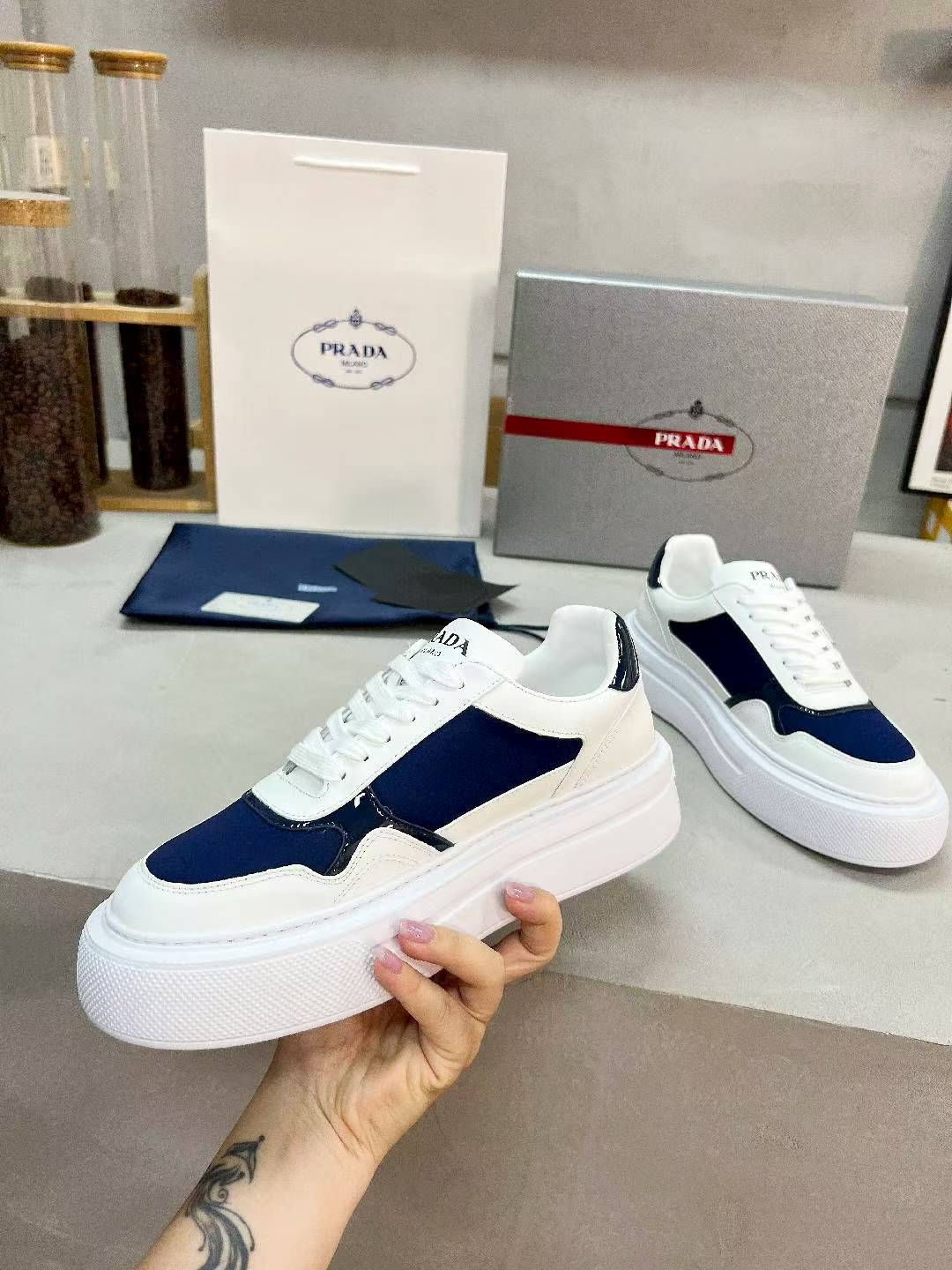 Z2P36P46 Popular high-quality leather Shoes