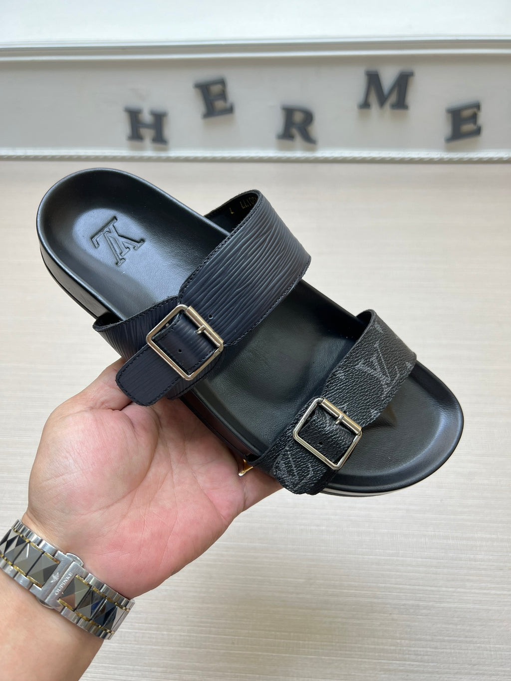 54E87Z Popular slippers