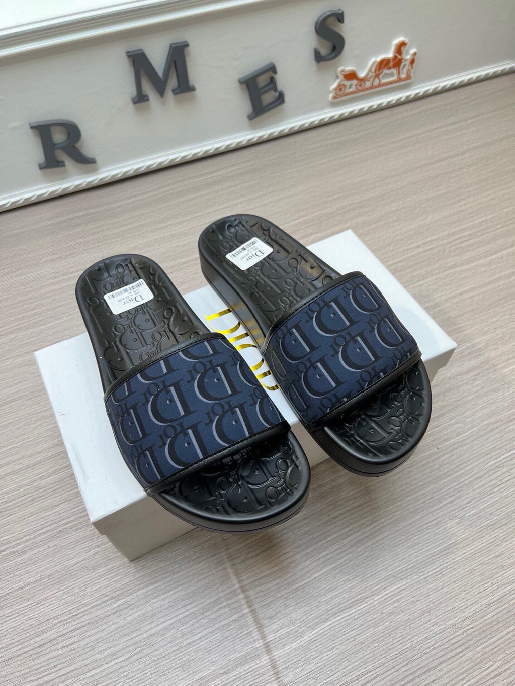 5LD214Z Popular Slippers
