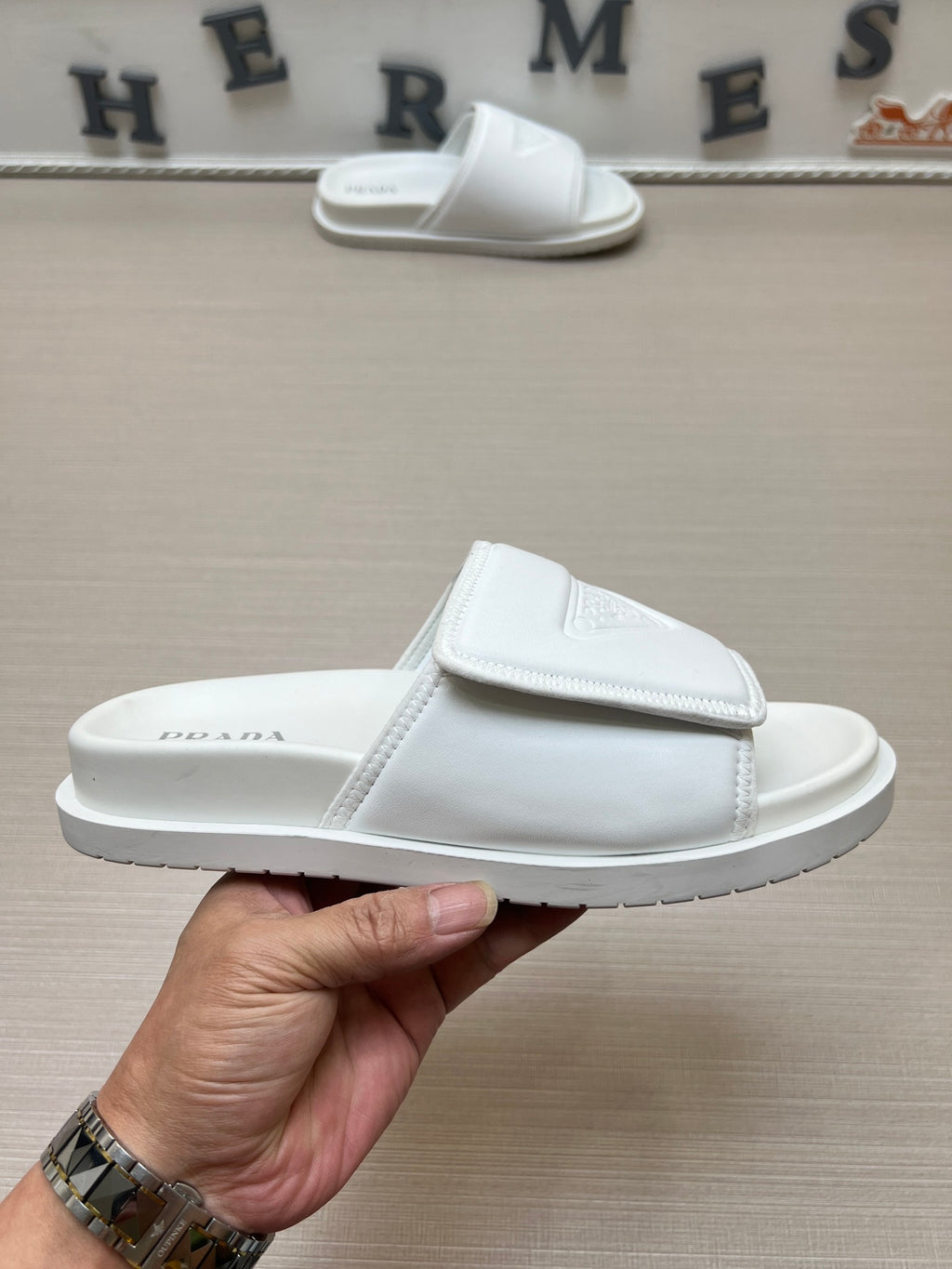 54PD6Z Popular slippers
