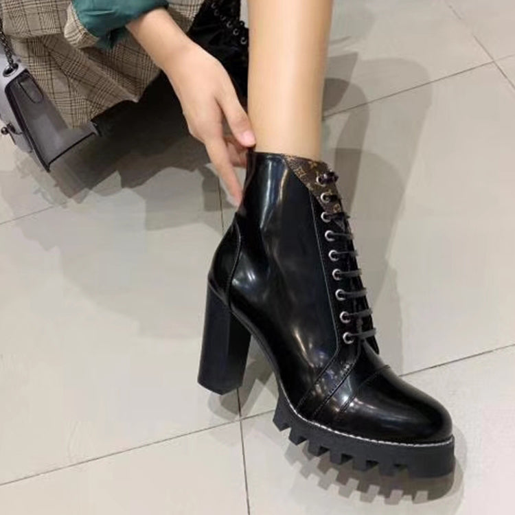 2E04Z Popular high quality Boots
