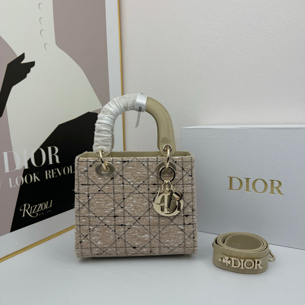 136ND25B Popular  Purse bag