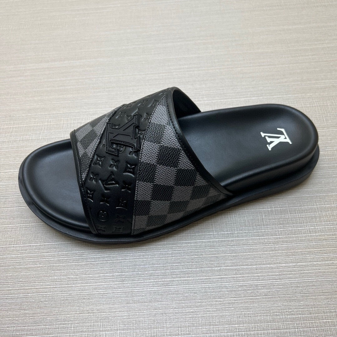 5WE249Z Popular Slippers