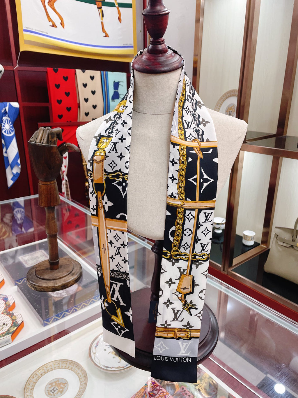1ZE181W Popular Silk Scarve