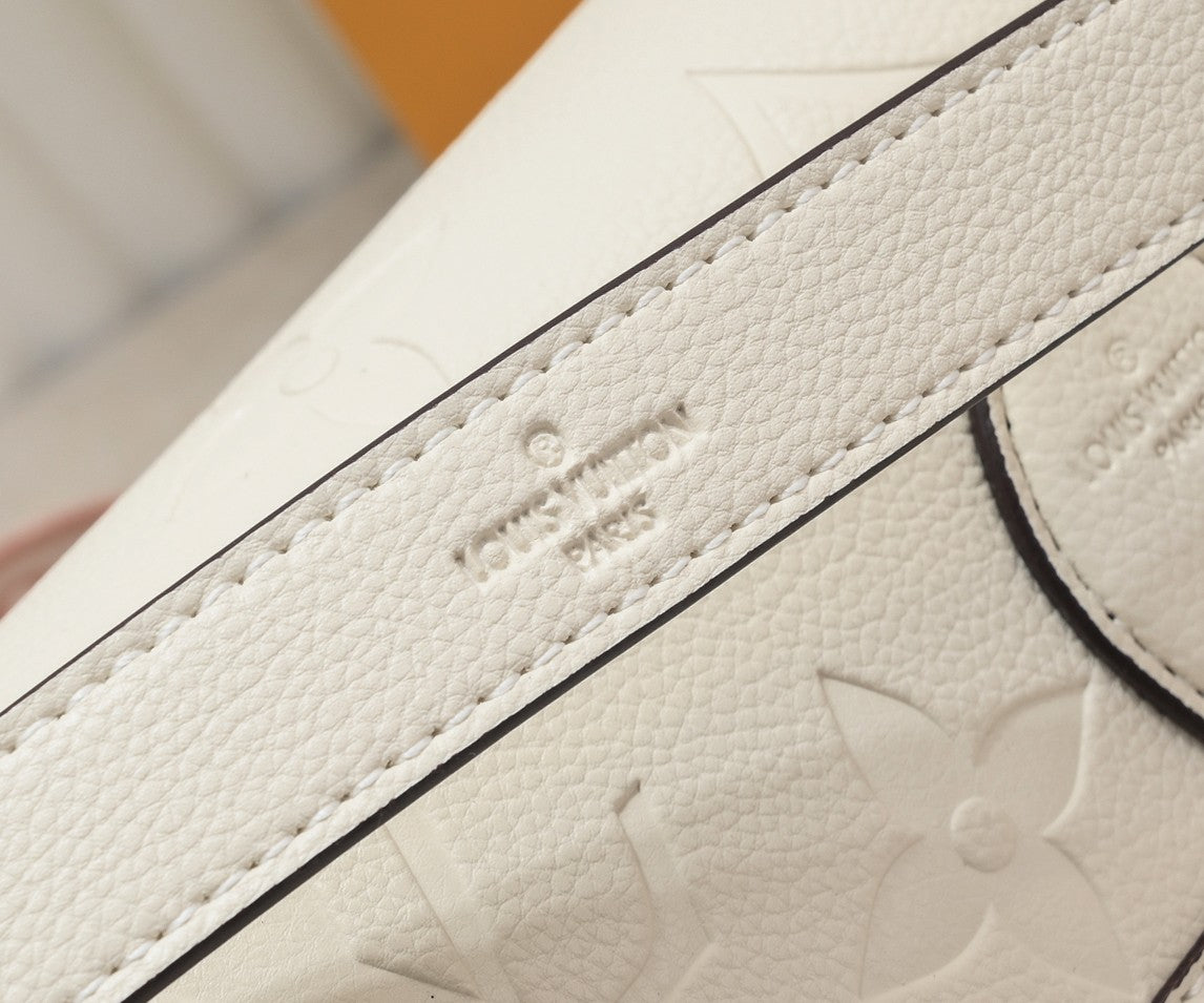 136PE40B Popular leather bag