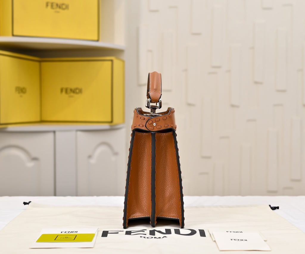 15RF136B Popular leather bag