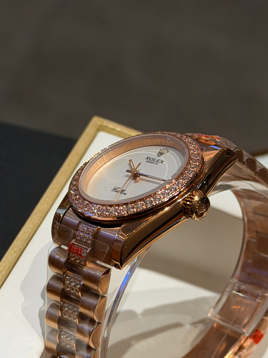 136RL23L Popular Watches