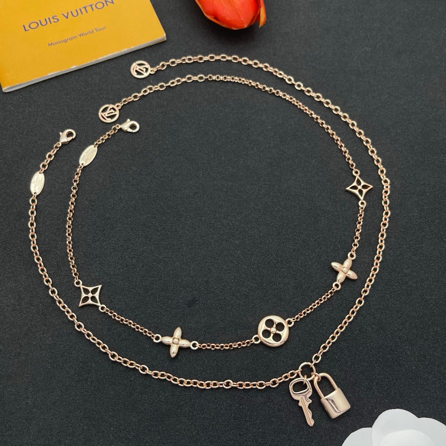 136NE64X Popular  Necklaces