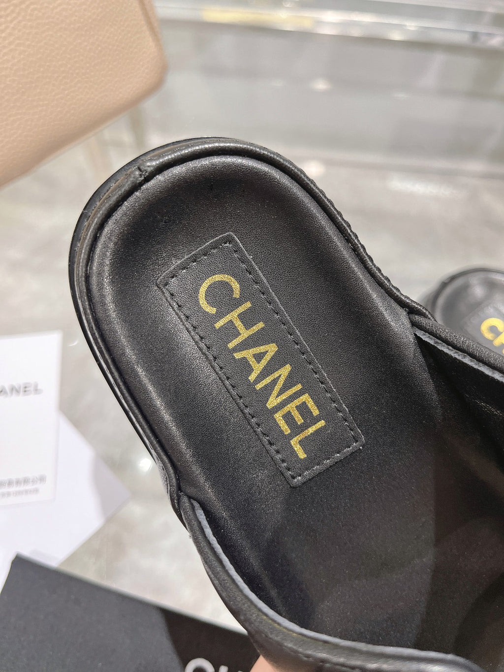245RC7Z Popular leather shoes