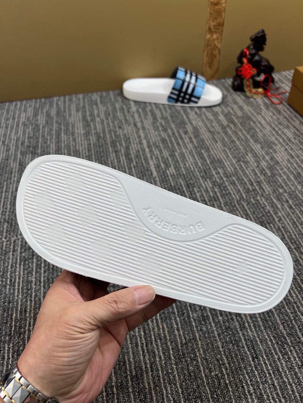535ZR262Z Popular Slippers