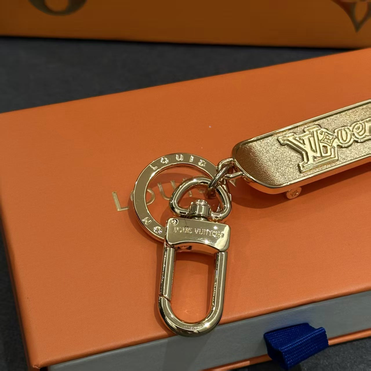 35QE25A Popular bag 's charms accessories