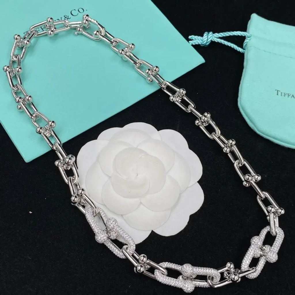 8XT32X  Popular   Earring Bracelets Necklaces