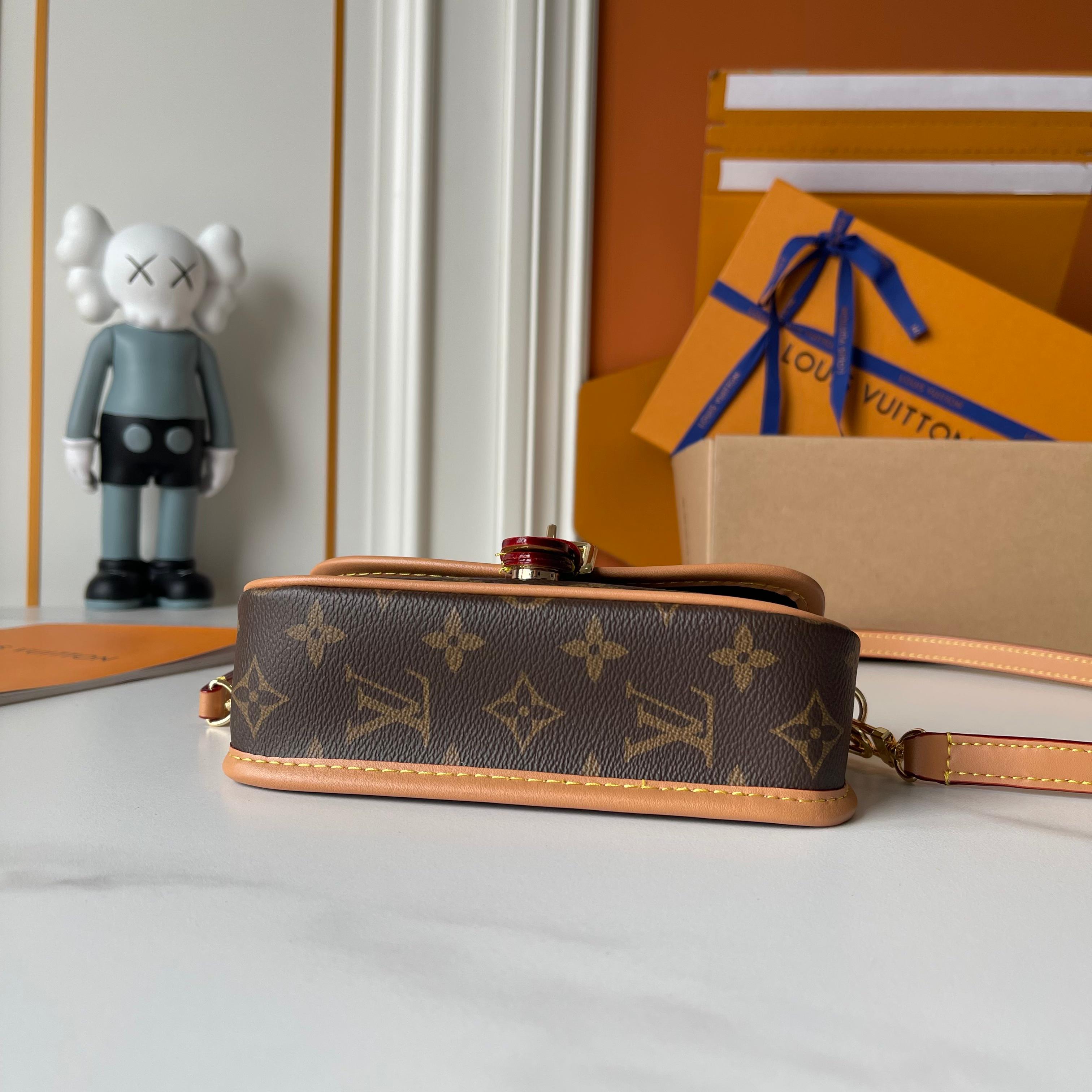136PE37B Popular leather bag