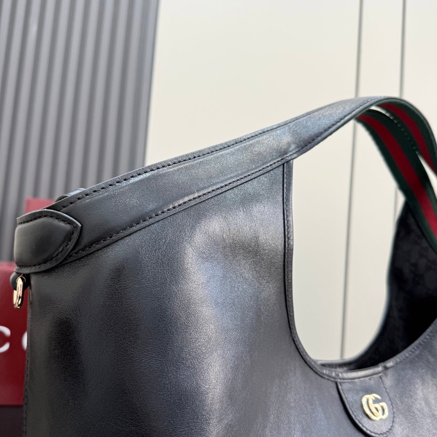 B1X66B15 Popular leather bag