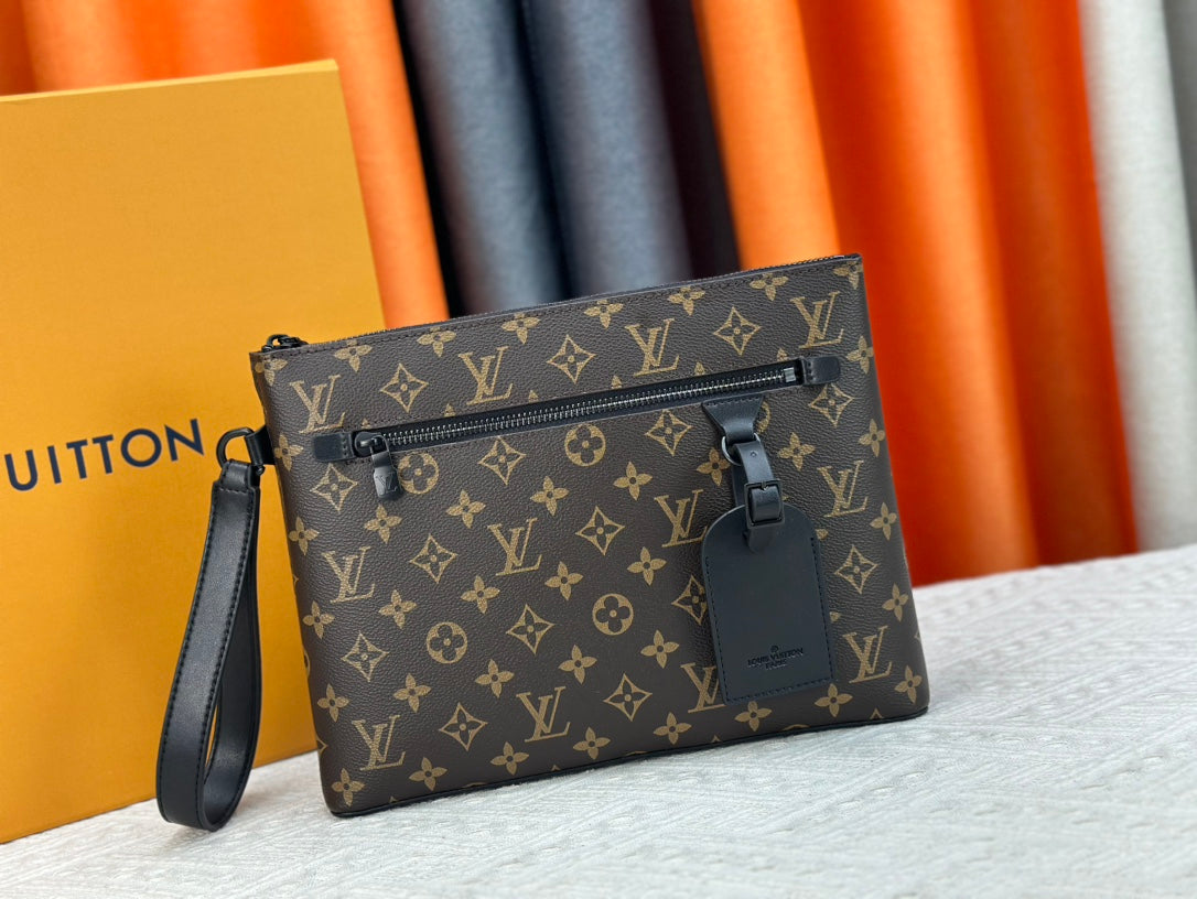 1XE398B Popular   leather bag