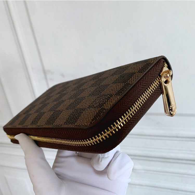 1E04B Popular Leather wallets