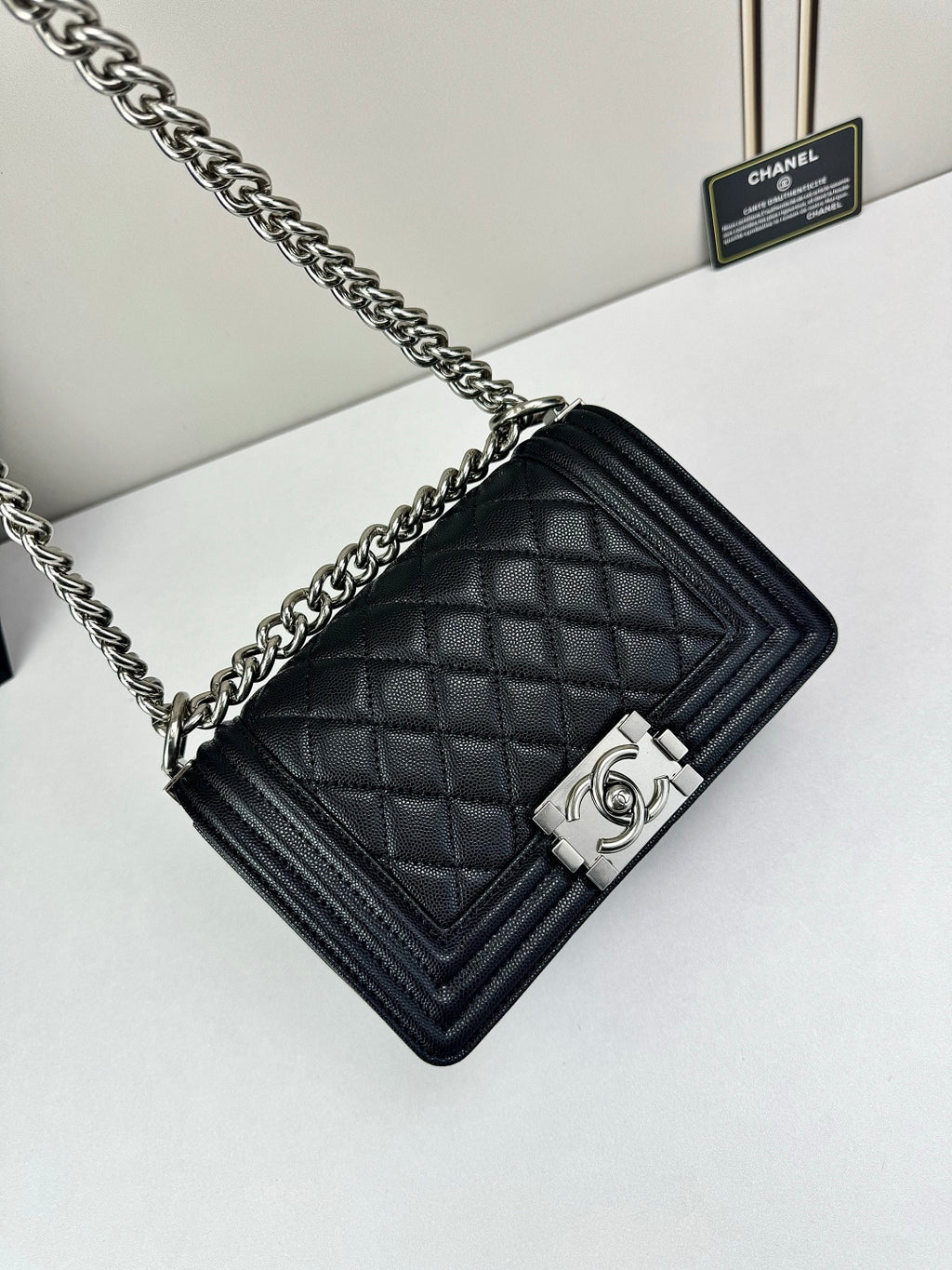 136PC17B Popular Caviar leather bag