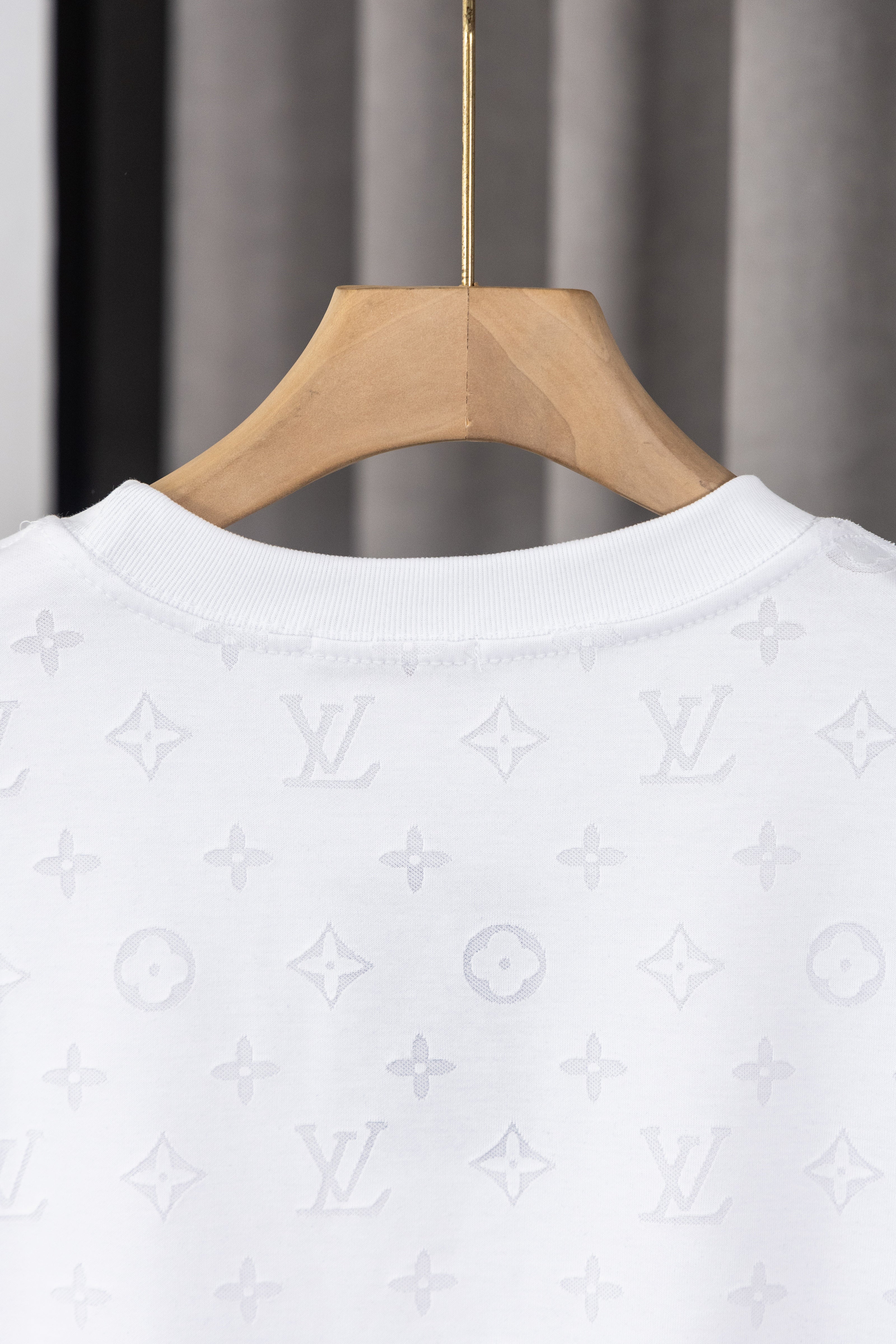36PE132U Popular T-shirts