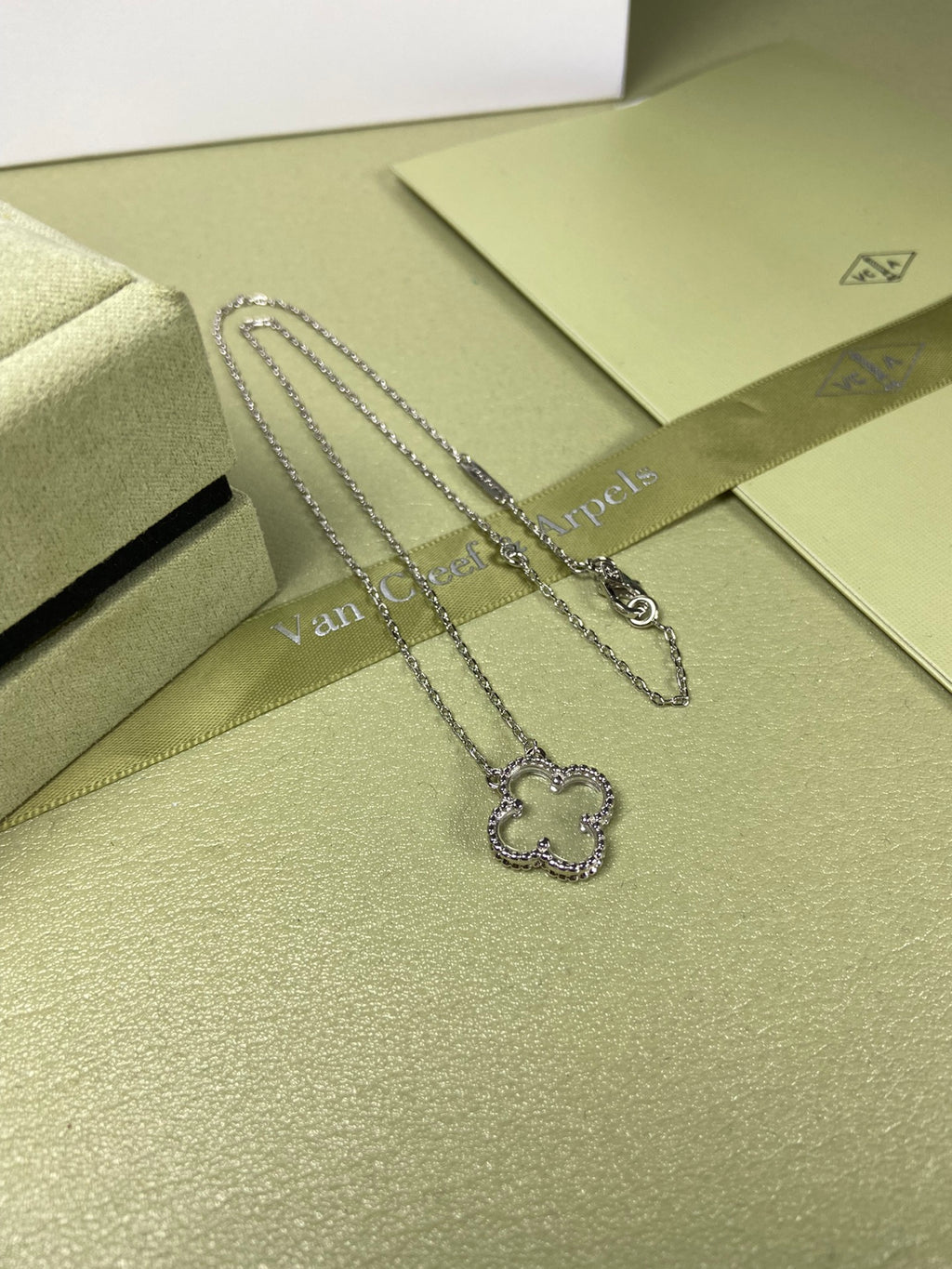 5XVA171X Popular   high quality bracelets,necklaces)