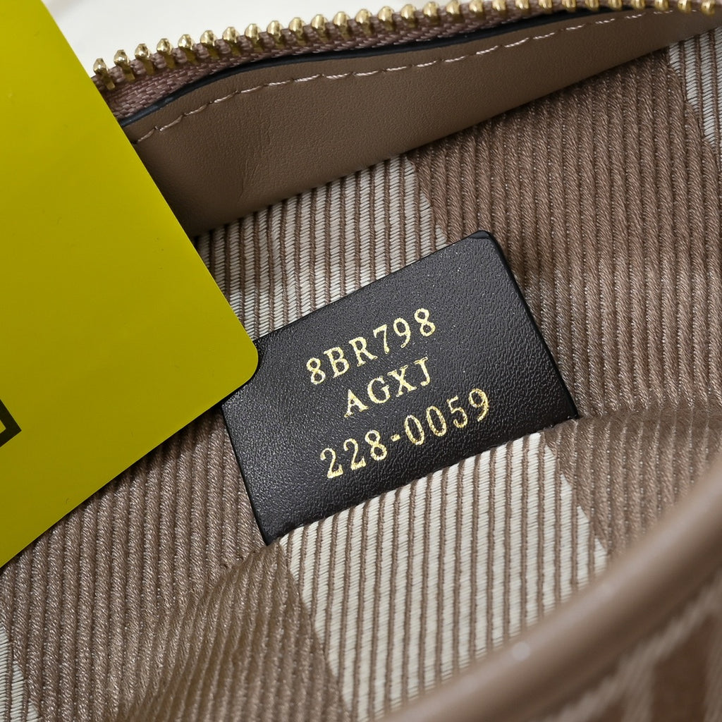 15RF7B Popular bag