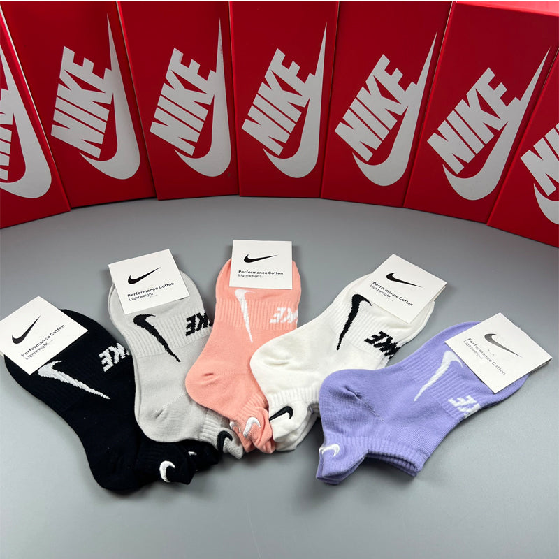 235QA69S Popular socks(5 pairs )