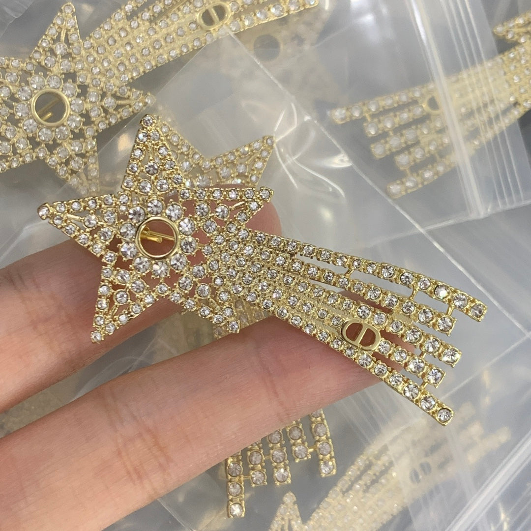 55ZD92X Popular Brooch