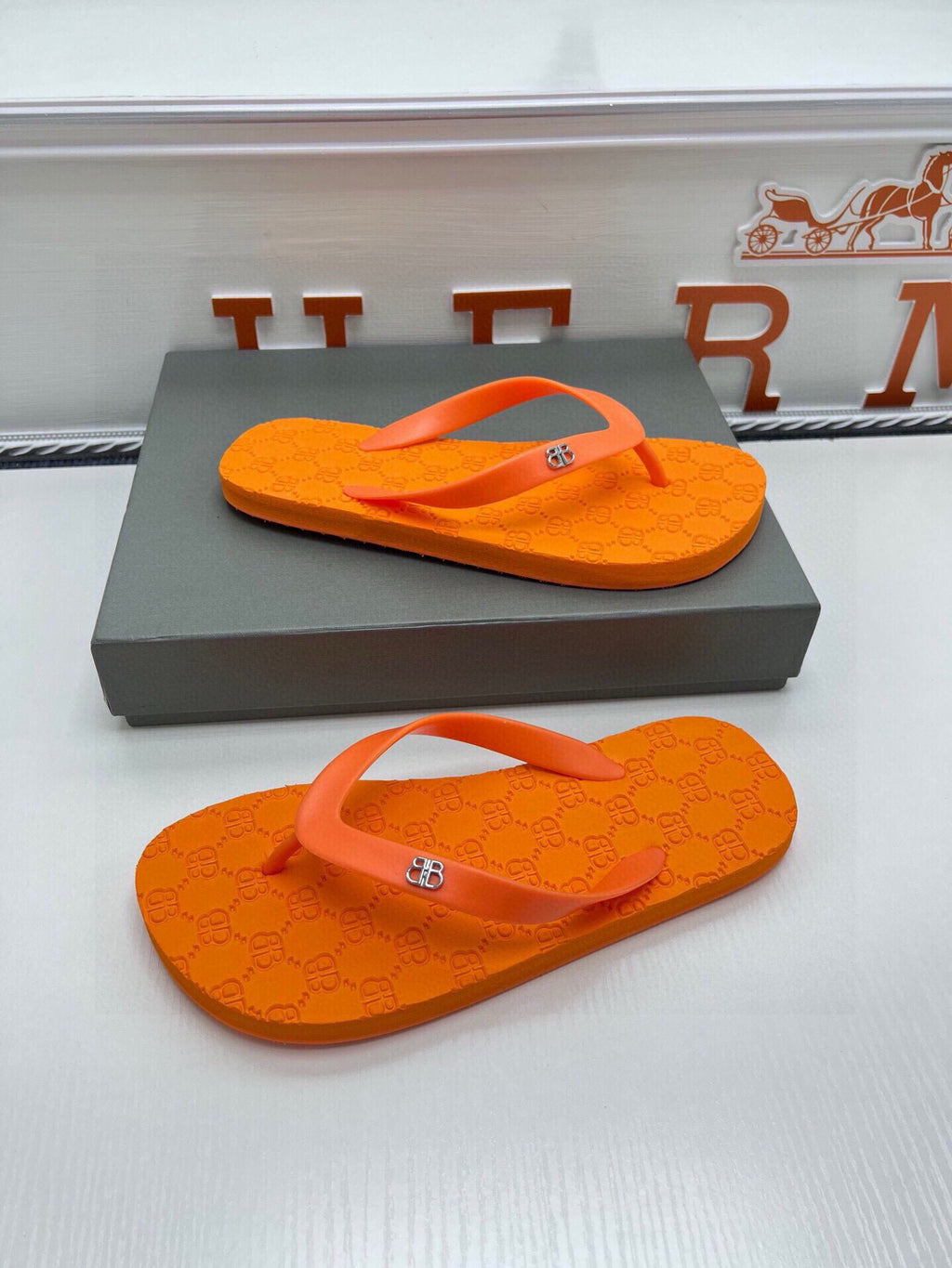 535ZJ297Z Popular Slippers