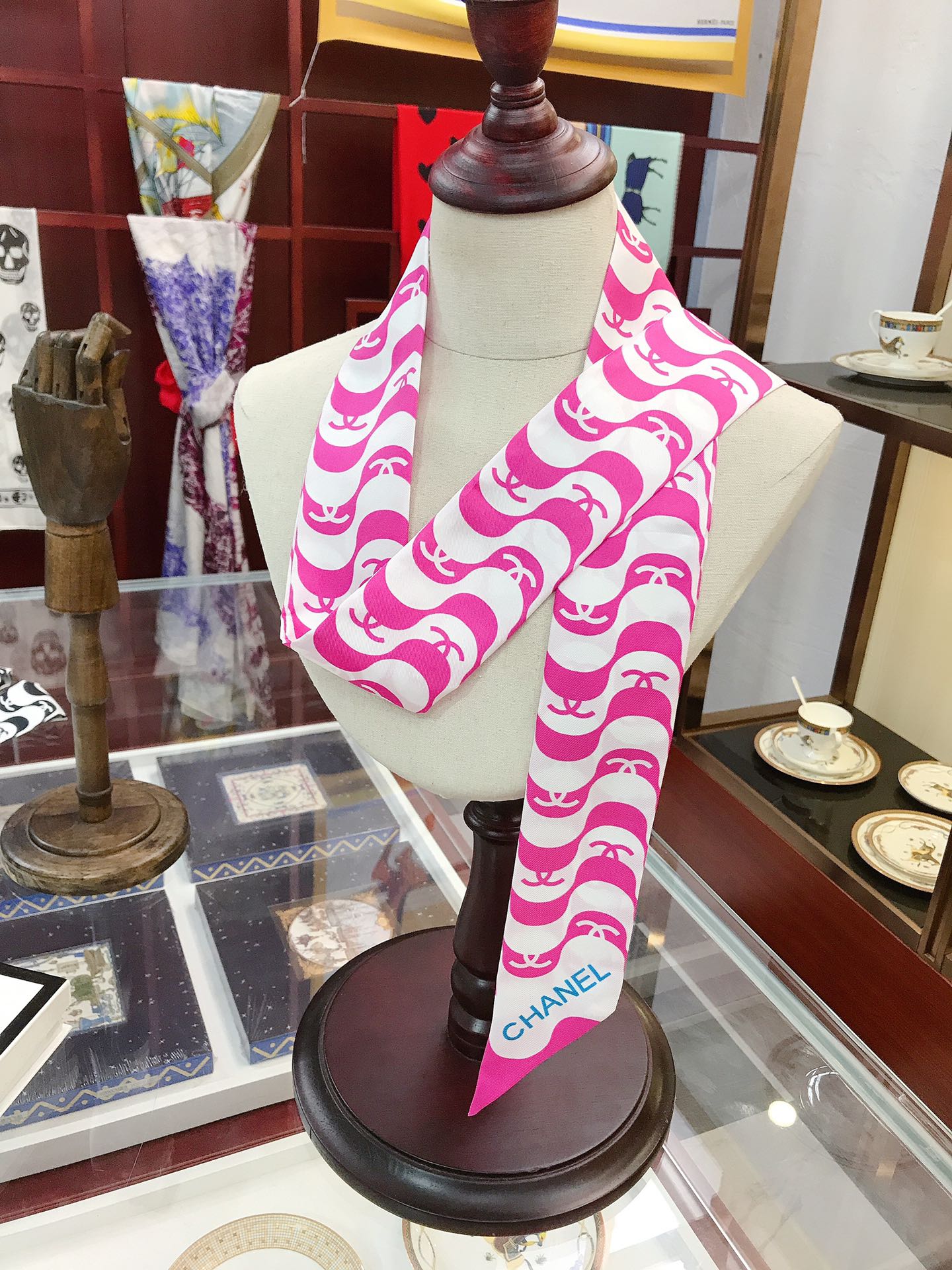 146NC9W Popular Silk Scarve
