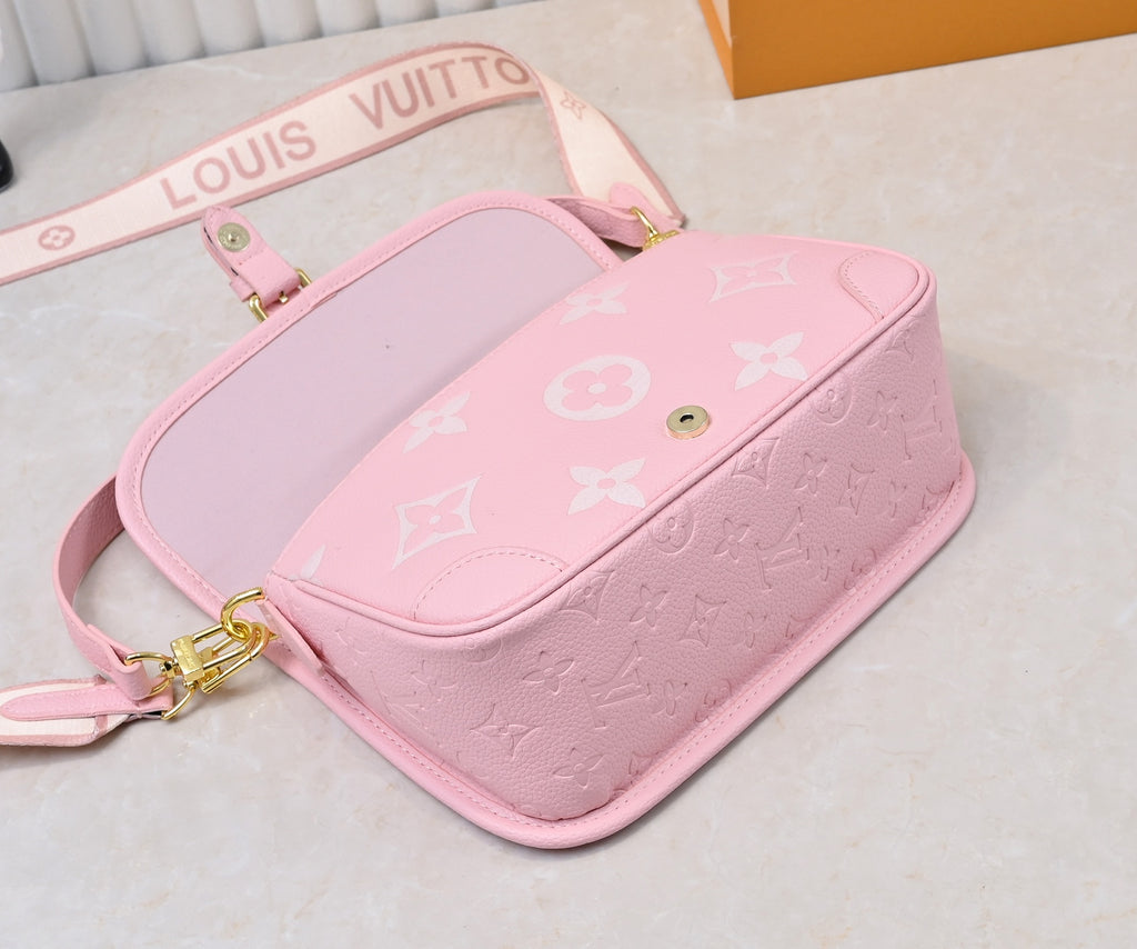 136PE42B Popular leather bag