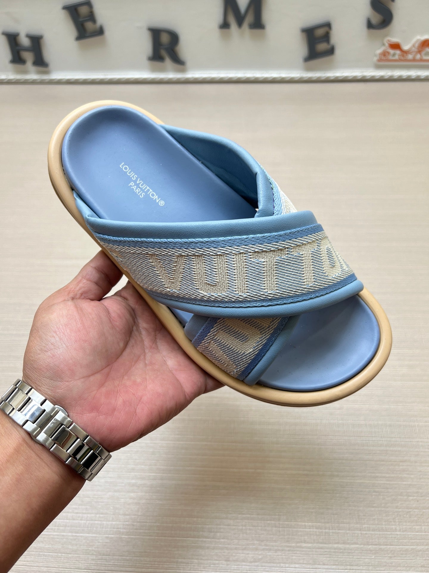 535ZE270Z Popular Slippers