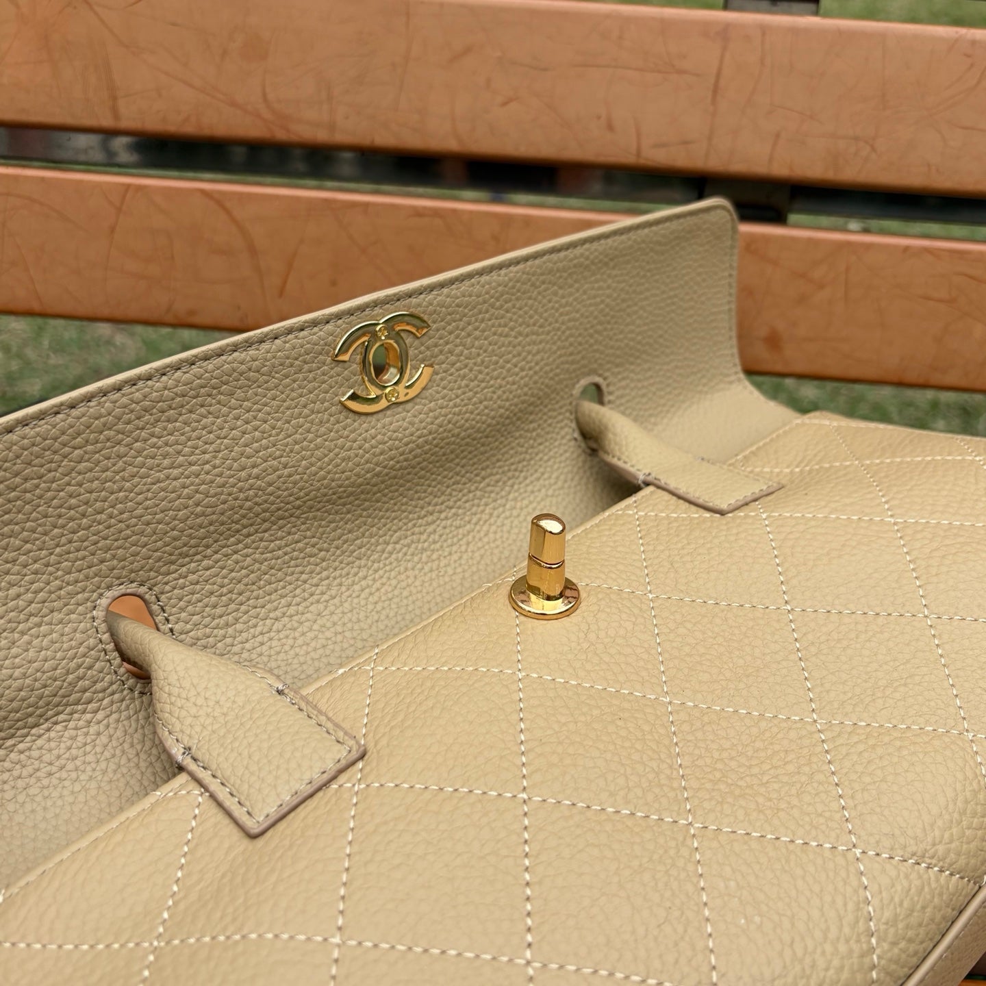 B1X66C4 Popular leather bag