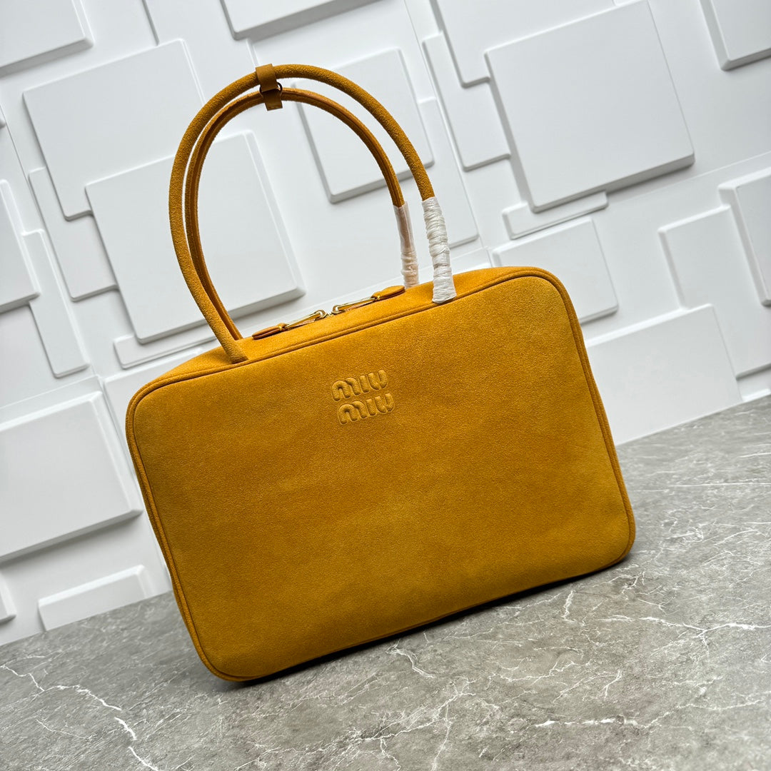 136PA28B Popular chamois leather bag