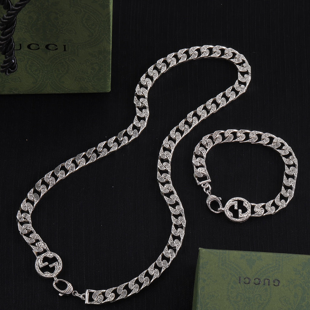175RB45X Popular   Necklaces . Bracelets .