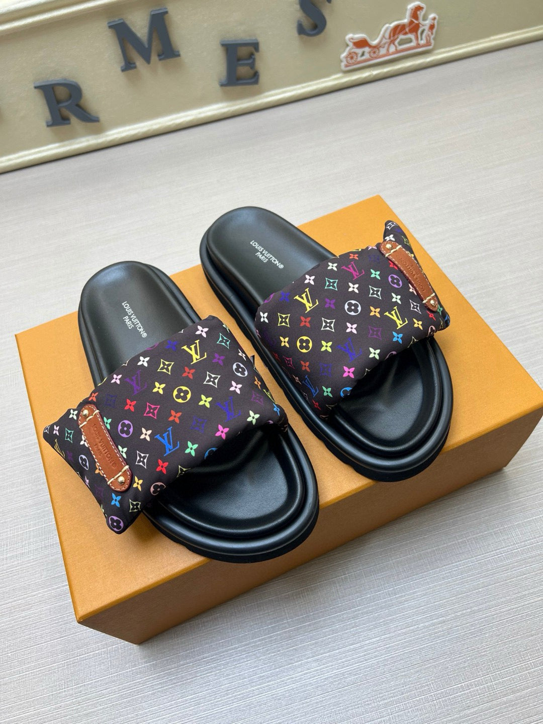 5QE6Z Popular Slippers