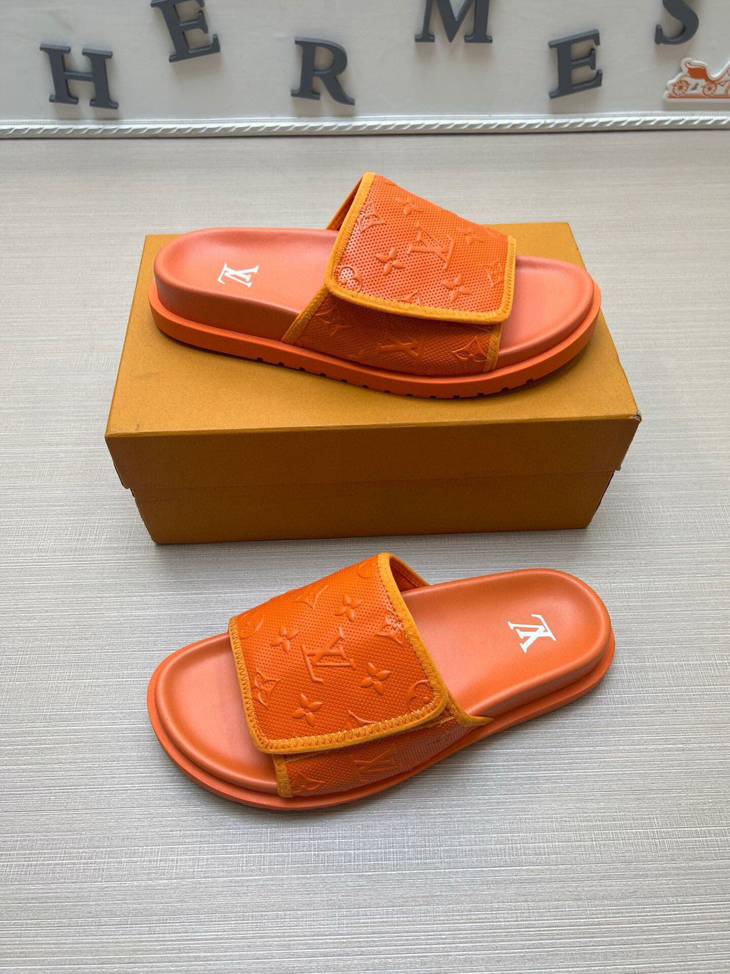 5WE253Z Popular Slippers