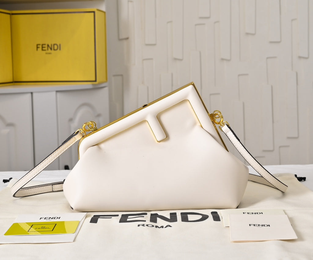 B1N46F8 Popular leather bag