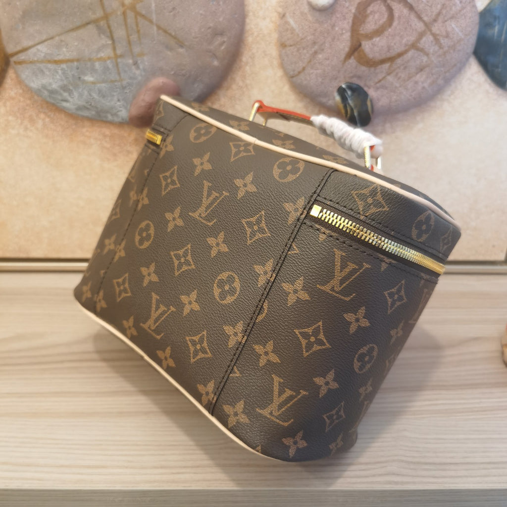 1XE273B Popular  leather bag 