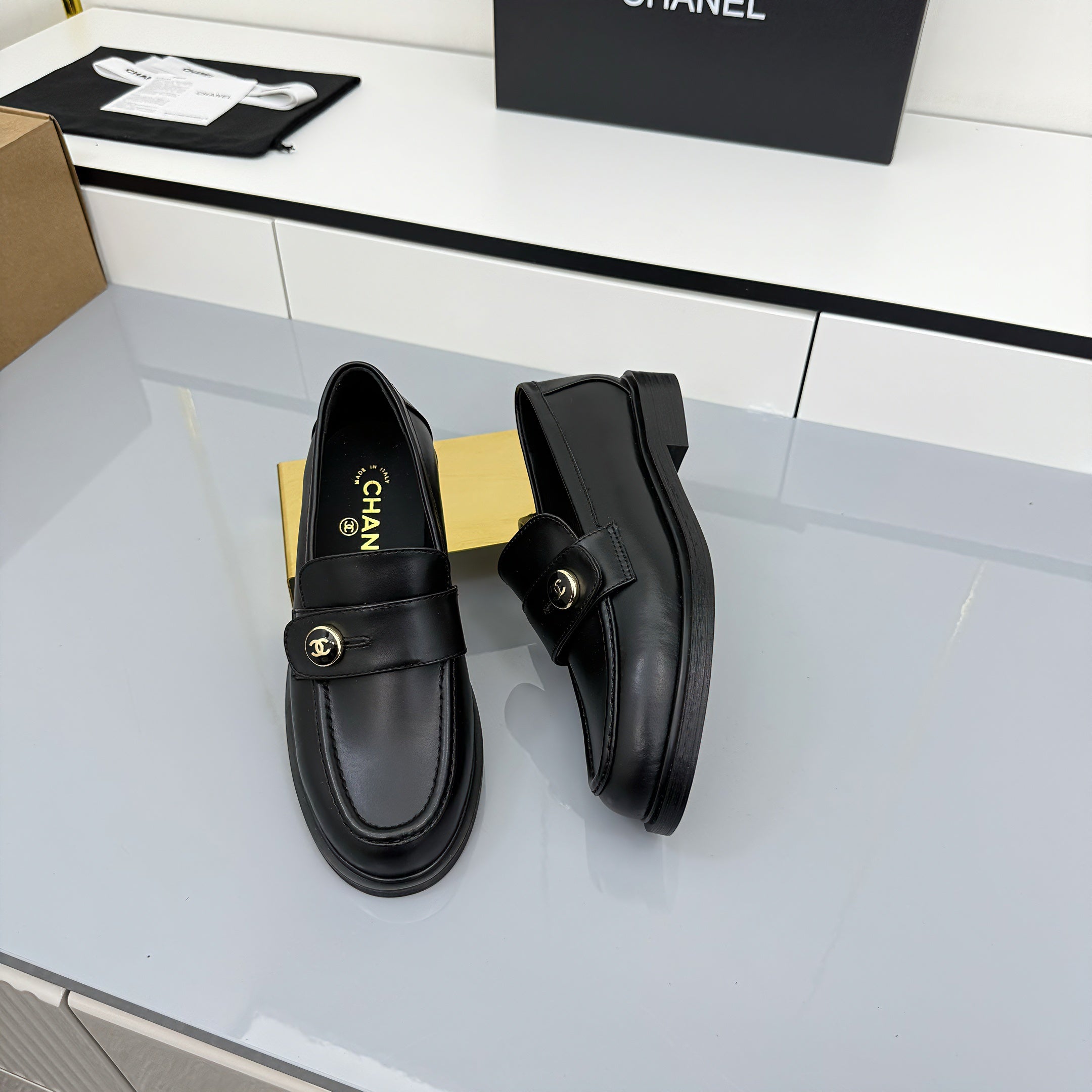 2105QC390Z Popular high-quality leather Shoes