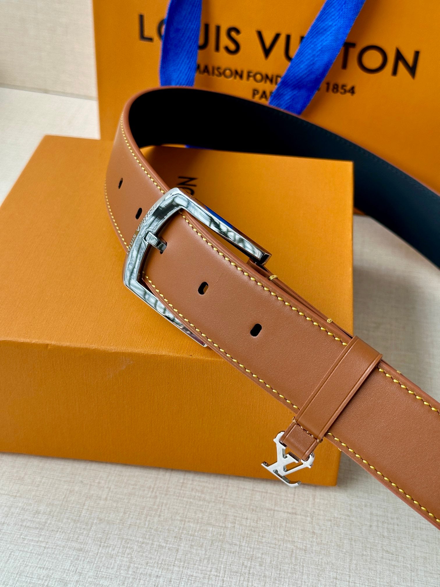 1WE160P Popular High quality belt With full package