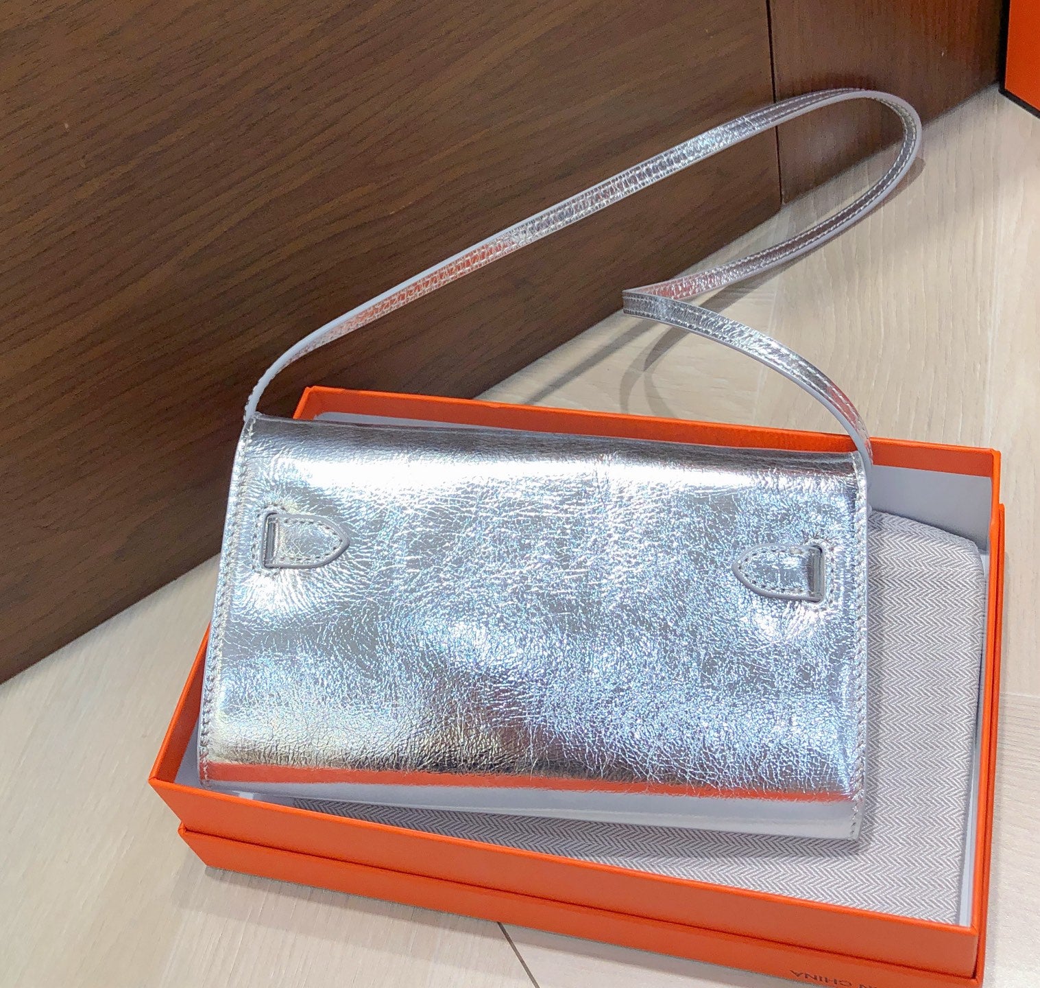 B1X66H10 Popular high-quality leather bag